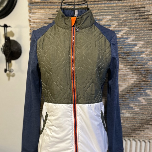 Peter Millar Jackets & Blazers - Peter Millar Quilted Jacket with Colorblock Design